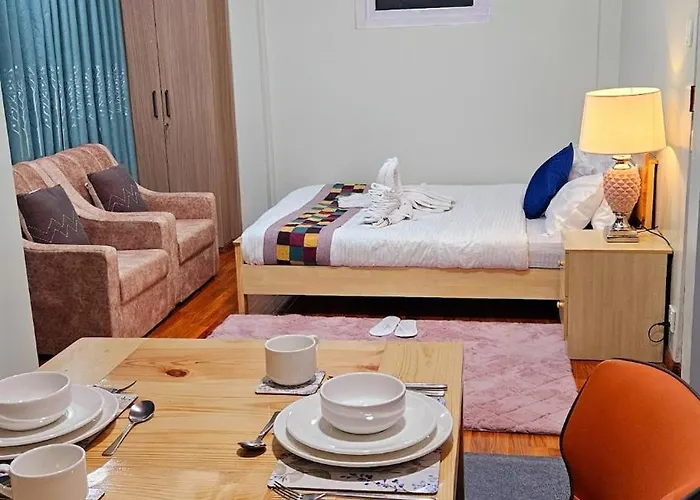 Nj's Home, Thamel Appartement *